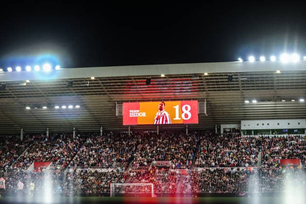 Premier League Sunderland v Arsenal Wilson Isidor of Sunderland is substituted on during the Premier League match Sunderland vs Arsenal at Stadium Of Light, Sunderland, United Kingdom on 12 September 2026 (Photo by Alfie Cosgrove News Images) Sunderland Stadium Of Light Tyne and Wear United Kingdom Copyright: xAlfiexCosgrove NewsxImagesx