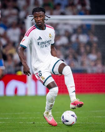 Real Madrid CF v Rayo Vallecano de Madrid - LaLiga EA Sports 2026 27 Eduardo Camavinga of Real Madrid CF is in action with the ball during the LaLiga EA Sports football match between Real Madrid CF and Rayo Vallecano de Madrid at Estadio Bernabeu on September 12, 2026 in Madrid, Spain. Madrid Estadio Bernabeu Madrid Spain Copyright: xAlbertoxGardinx AGardin_20260912_Foot_Liga_Rea_Mad_Rayo_0276