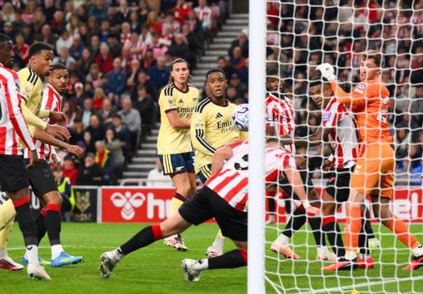 Riccardo Calafiori of Arsenal sees his shot cleared off the goal line by Dan Ballard of Sunderland Sunderland v Arsenal, Premier League, Football, Football, Stadium of Light, Sunderland, UK - 12 Sep 2026Sunderland Stadium of Light United Kingdom EDITORIAL USE ONLY No use with unauthorised audio, video, data, fixture lists, club league logos or live services. Online in-match use limited to 120 images, no video emulation. No use in betting, games or single club league player publications.  Copyright: xRichardxLee Shutterstockx 17144590ap