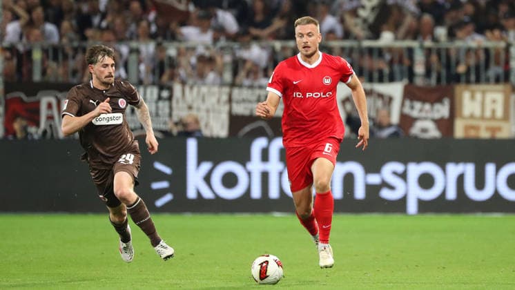 St. Pauli vs. VfL, 2. BL Hamburg, 12.09.2026, Fußball, Herren, Saison 2026 2027, 2. BL, FC St. Pauli vs. VfL Wolfsburg: Hauke Wahl (VfL Wolfsburg) zum 1:0 (DFL DFB REGULATIONS PROHIBIT ANY USE OF PHOTOGRAPHS as IMAGE SEQUENCES and or QUASI-VIDEO) Deutschland *** St. Pauli vs. VfL, 2. Bundesliga Hamburg, September 12, 2026, Soccer, Men s, 2026–2027 Season, 2nd Bundesliga, FC St. Pauli vs. VfL Wolfsburg; Hauke Wahl, VfL Wolfsburg, on the 1–0 win. DFL and DFB regulations prohibit any use of photographs as image sequences and or quasi-video. Germany