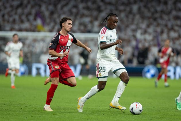 September 12, 2026, Madrid, Madrid, Spain: Yan Diomande of Real Madrid CF and Adria Pedrosa of Rayo Vallecano during La Liga football match between Real Madrid CF and Rayo Vallecano at Santiago Bernabeu Stadium in Madrid, Spain, September 12, 2026 Soccer 2026: Real Madrid CF Vs Rayo Vallecano  - ZUMAa206 20260912_zsp_a206_007 Copyright: xRubenxAlbarranx
