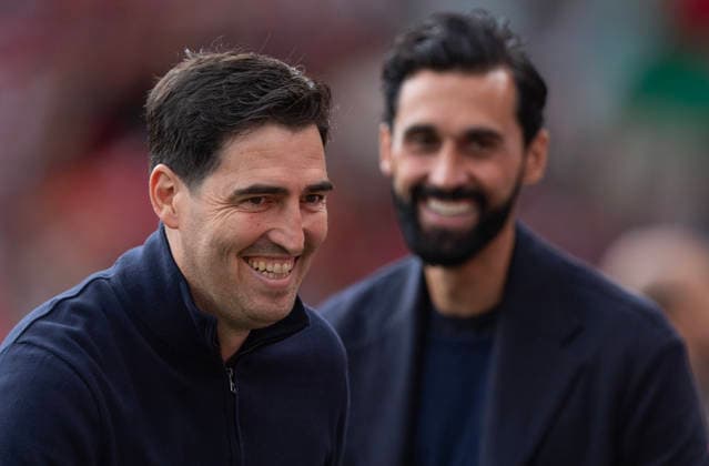 Liverpool v Fulham - Premier League 2026 27 LIVERPOOL, ENGLAND - SEPTEMBER 12: Andoni Iraola, Manager of Liverpool, and Alvaro Arbeloa, Manager of Fulham during the Premier League 2026 27 match between Liverpool FC and Fulham at Anfield on September 12, 2026 in Liverpool, England. Andoni Iraola; Alvaro Arbeloa Liverpool Anfield England United Kingdom Copyright: xVisionhausx 776515686