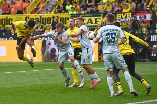 Jobe BELLINGHAM (DO) Kopfball Torchance, Akion, Fussball 1. Bundesliga, 3.Spieltag, matchday3, Spieltag3, Borussia Dortmund (DO) - SC Paderborn (PB) 3-0 am 12.09.2026 in Dortmund Deutschland. DFL regulations prohibit any use of photographs as image sequences and or quasi-video Â *** Jobe BELLINGHAM (DO) Heading Goal Opportunity, Action, Soccer, Bundesliga, Matchday 3, matchday3, Spieltag3, Borussia Dortmund vs. SC Paderborn 3–0 on September 12, 2026, in Dortmund, Germany. DFL regulations prohibit any use of photographs as image sequences and or quasi-video.