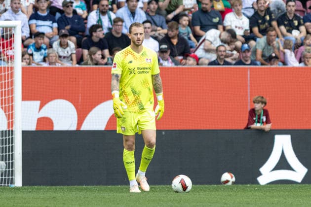 Deutschland: FC Augsburg vs Bayer 04 Leverkusen, 1. Bundesliga, Saison 2026 27, WWK Arena (Augsburg): Mark Flekken, (Bayer Leverkusen, 1) Augsburg WWK Arena Bayern Deutschland *** Germany: FC Augsburg vs. Bayer 04 Leverkusen, Bundesliga 1, 2026–27 Season, WWK Arena, Augsburg; Mark Flekken, Bayer Leverkusen, 1 Augsburg, WWK Arena, Bavaria, Germany Copyright: xBenedictxChristx