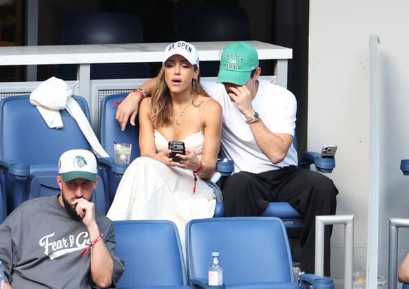 September 12, 2026, New York City, New York, USA: JESSICA ALBA of USA and her boyfriend DANNY RAMIREZ of USA during the womenÃ¢â‚¬â ¢s final of US Open E. Rybakina of Kazakhstan - A. Sabalenka. New York, USA. New York City USA - ZUMAc278 20260912_zsp_c278_014 Copyright: xMarcinxCholewinskix