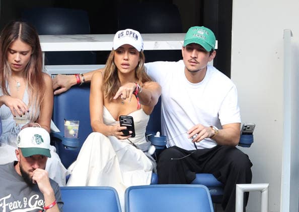 September 12, 2026, New York City, New York, USA: JESSICA ALBA of USA and her boyfriend DANNY RAMIREZ of USA during the womenÃ¢â‚¬â ¢s final of US Open E. Rybakina of Kazakhstan - A. Sabalenka. New York, USA. New York City USA - ZUMAc278 20260912_zsp_c278_015 Copyright: xMarcinxCholewinskix