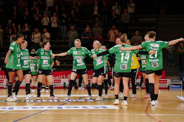 2. Alsco Handball Bundesliga Frauen - 3. Spieltag: Füchse Berlin - Rostocker Handball Club Füchse Berlin jubeln über Sieg am 12.09.2026 in der Sporthalle Charlottenburg, Berlin (Berlin) Berlin Sporthalle Charlottenburg Berlin Deutschland