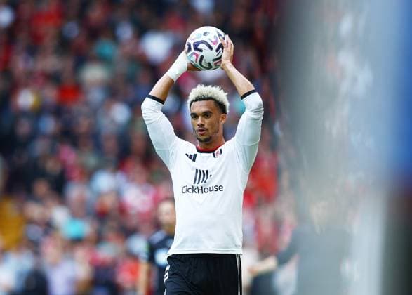 Antonee Robinson of Fulham Liverpool v Fulham, Premier League, Football, Football, Anfield, Liverpool, UK - 12 Sep 2026Liverpool Anfield United Kingdom EDITORIAL USE ONLY No use with unauthorised audio, video, data, fixture lists, club league logos or live services. Online in-match use limited to 120 images, no video emulation. No use in betting, games or single club league player publications. Copyright: xMattxWest Shutterstockx 17144551fa