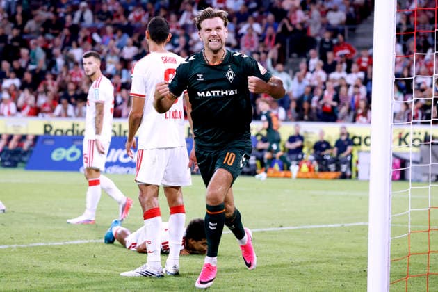 FUELLKRUG Niclas Team Werder Bremen jubelt nach seinem Tor zum 1 : 1 Ausgleich DFL Fussball Bundesliga Saison 2026 - 2027 Spiel 1.FC Koeln - Werder Bremen 1 : 1 am 12. 09 .2026 in Koeln DFL REGULATIONS PROHIBIT ANY USE OF PHOTOGRAPHS as IMAGE SEQUENCES and or QUASI-VIDEO *** FUELLKRUG Niclas of Werder Bremen celebrates after scoring the 1–1 equalizer in the DFL Bundesliga 2026–2027 season, Match 1: FC Cologne vs. Werder Bremen (1–1) on September 12, 2026, in Cologne. DFL REGULATIONS PROHIBIT ANY USE OF PHOTOGRAPHS as IMAGE SEQUENCES and or QUASI-VIDEO Copyright: xLacixPerenyix