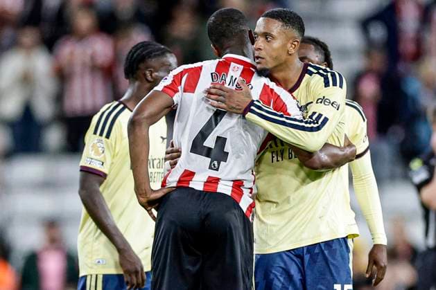 Sunderland v Arsenal Premier League Ezri Konsa of Arsenal at full time with Kevin Danso of Sunderland during the Premier League match at the Stadium of Light, Sunderland 12 09 2026 UK Newspapers OUT Copyright: xJamiexJohnstonx FIL-23936-0158