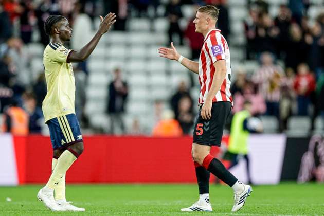 Sunderland v Arsenal Premier League Bukayo Saka of Arsenal at full time with Daniel Ballard of Sunderland during the Premier League match at the Stadium of Light, Sunderland 12 09 2026 UK Newspapers OUT Copyright: xJamiexJohnstonx FIL-23936-0159