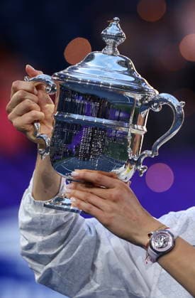 US Open tennis tournament - Day 14 A close-up view of Elena Rybakina of Kazakhstan holding the Champions trophy after winning the Women’s Singles Finals of the US Open Tennis Championships in Flushing Meadows, New York, USA, 12 September 2026. FLUSHING MEADOWS NEW YORK United States  Copyright: xSARAHxYENESELx