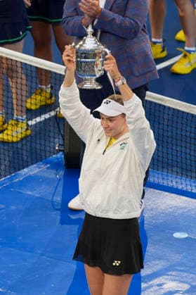 Elena Rybakina of Kazakhstan celebrates with the trophy after defeating Aryna Sabalenka of Belarus in the US Open final at Arthur Ashe Stadium in Flushing Meadows, New York, USA, 12 September 2026. US Open: women s final Aryna Sabalenka - Elena Rybakina !ACHTUNG: NUR REDAKTIONELLE NUTZUNG!  Copyright: xAngelxColmenaresx AME6933 20260912-55021384227_1
