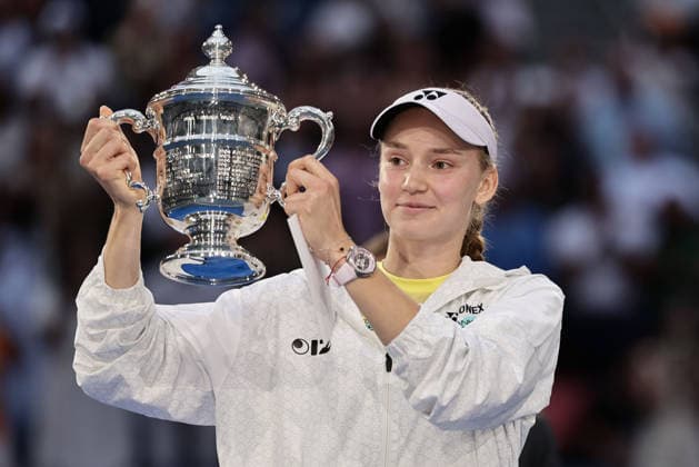 Elena Rybakina (KAZ), Siegerehrung, Praesentation, US Open Championships, Billie Jean King National Tennis Center, Flushing Meadows, New York, USA . Copyright: xJuergenxHasenkopfx