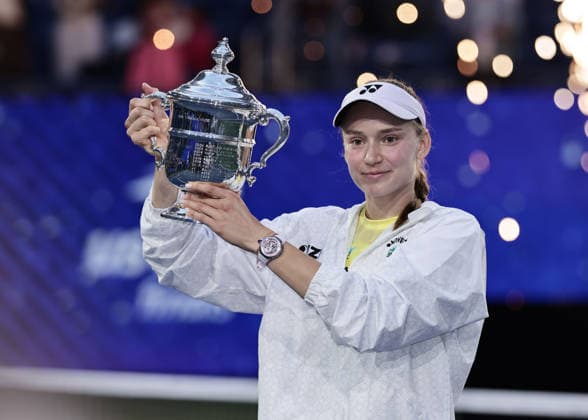 Elena Rybakina (KAZ), Siegerehrung, Praesentation, US Open Championships, Billie Jean King National Tennis Center, Flushing Meadows, New York, USA . Copyright: xJuergenxHasenkopfx