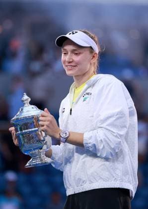 Elena Rybakina of Kazakhstan celebrates with the trophy 2026 US Open, Day Fourteen, USTA Billie Jean King National Tennis Center, New York, USA - 12 Sep 2026New York USTA Billie Jean King National T New York (NY) United States of America EDITORIAL USE ONLY No use with unauthorised audio, video, data, fixture lists, club league logos or live services. Online in-match use limited to 120 images, no video emulation. No use in betting, games or single club league player publications. Copyright: xEllaxLing Shutterstockx 17140165cp