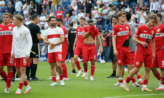12.09.26 TSG 1899 Hoffenheim - VfB Stuttgart Deutschland, Sinsheim, 12.09.2026, Fussball, Bundesliga, Saison 2026 2027, TSG 1899 Hoffenheim - VfB Stuttgart: Team Mannschaft Spieler VfB Stuttgart Enttäuschung nach Spielende. *** September 12, 2026 TSG 1899 Hoffenheim vs. VfB Stuttgart Germany, Sinsheim, September 12, 2026, Soccer, Bundesliga, 2026–2027 Season, TSG 1899 Hoffenheim vs. VfB Stuttgart: Team, Squad, Players; VfB Stuttgart Disappointed After the Match