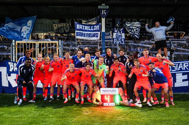 12.09.2026, Fussball, Herren, Regionalliga Nord, 8. Spieltag, BSV Kickers Emden - SSV Jeddeloh II Jubel nach Schlusspfiff