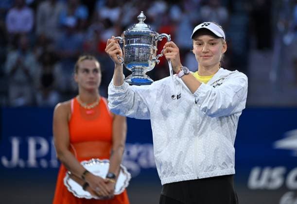 (260913) -- NEW YORK, Sept. 13, 2026 -- Elena Rybakina (R) of Kazakhstan celebrates during the awarding ceremony for the women s singles final match between Aryna Sabalenka of Belarus and Elena Rybakina of Kazakhstan at the 2026 US Open tennis championships in New York, the United States, Sept. 12, 2026. ) (SP)U.S.-NEW YORK-TENNIS-US OPEN-WOMEN S SINGLES LixRui 