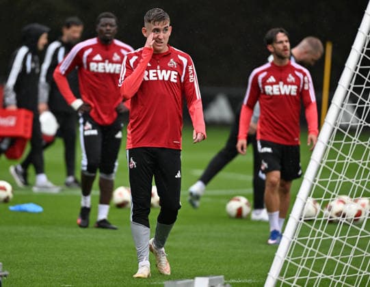13.09.2026, xophax, Fussball 1.Bundesliga, 1.FC Koeln Training nach dem Werder Spiel. Isak Johannesson ( 1.FC Köln ) (DFL DFB REGULATIONS PROHIBIT ANY USE OF PHOTOGRAPHS as IMAGE SEQUENCES and or QUASI-VIDEO) Koeln