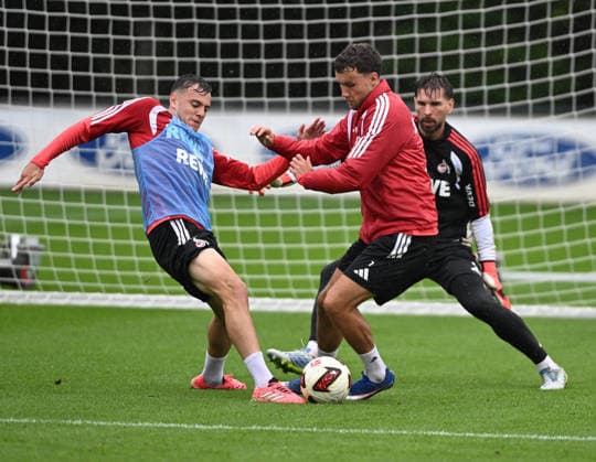 13.09.2026, xophax, Fussball 1.Bundesliga, 1.FC Koeln Training nach dem Werder Spiel. Paul Okon - Engstler , Luca Waldschmidt , Ron Robert Zieler ( alle 1.FC Köln ) (DFL DFB REGULATIONS PROHIBIT ANY USE OF PHOTOGRAPHS as IMAGE SEQUENCES and or QUASI-VIDEO) Koeln