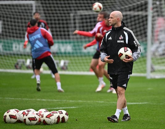 13.09.2026, xophax, Fussball 1.Bundesliga, 1.FC Koeln Training nach dem Werder Spiel. Trainer Rene Wagner ( 1.FC Köln ) (DFL DFB REGULATIONS PROHIBIT ANY USE OF PHOTOGRAPHS as IMAGE SEQUENCES and or QUASI-VIDEO) Koeln