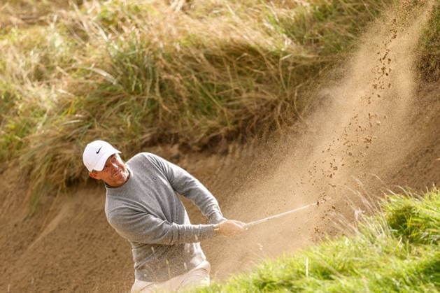 2026 Amgen Irish Open - Fourth Round, Trump International Golf Links, Doonbeg 13 9 2026 Rory McIlroy plays from a bunker on the seventeenth Rory McIlroy plays from a bunker on the seventeenth 13 9 2026  Copyright: xx BB3_9430
