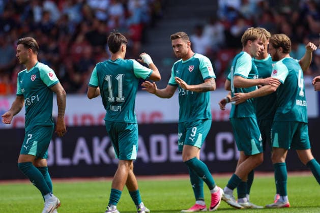13. September 2026, Fussball, Brack Super League 2026 27, Runde 8, FC Zürich gegen FC Vaduz, Stadion Letzigrund, Zürich, Schweiz Marcel Monsberger (9, FC Vaduz, Mitte) erzielt das 0:1 für den FC Vaduz Photo: Urs Ottiger