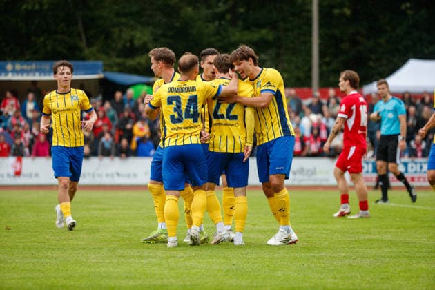 Torjubel 0:1 mit Torschütze nr.22 Dorian Cevis (Lok) ; GER, Greifswalder FC vs. 1. FC Lok Leipzig, Fußball, Männer, Regionalliga Nordost, 8.Spieltag, Spielzeit 2026 2027, 13.09.2026 Greifswald Volksstadion Mecklenburg - Vorpommern Deutschland