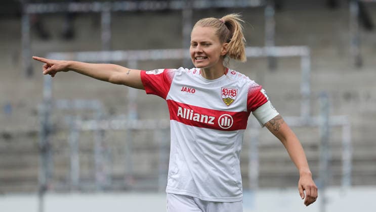 Stuttgart , Google Pixel Frauen-Bundesliga VfB Stuttgart vs VfL Wolfsburg , Maximiliane Rall ( VfB )