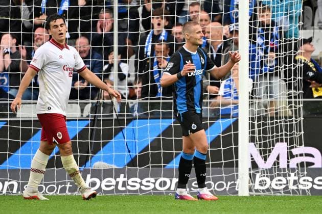 Club s Romeo Vermant looks dejected during a soccer match between Club Brugge and Royal Antwerp FC, Sunday 13 September 2026 in Brugge, on day 6 of the 2026-2027 Jupiler Pro League first division of the Belgian championship. MAARTENxSTRAETEMANS  x186199559x