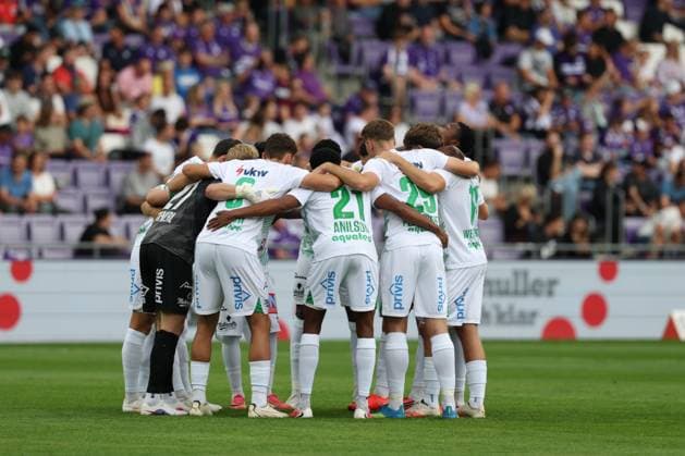 13.09.2026 - SOCCER - 2026 27 ADMIRAL BUNDESLIGA,Round 6 FK Austria Wien vs Austria Lustenau Austria Lustenau teams together pre-match ceremony greeting fans VIENNA VIENNA, AUSTRIA Generali Arena FK Austria Wien Generali Arena AUSTRIA Copyright: xYigitxOermexYigitxOermex