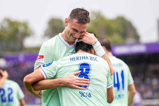 (L-R) Niklas Kolbe (Hertha BSC, 27) und Kevin Sessa (Hertha BSC, 08) (Torschuetze) jubeln ueber das Tor zum 0:2 GER, VfL Osnabrueck vs. Hertha BSC, Fussball, 2. Bundesliga, 5. Spieltag, Spielzeit 2026 2027, 13.09.2026 DFL Regulations prohibit any use of photographers as image sequences and or quasi-video. GER, VfL Osnabrueck vs. Hertha BSC, Fussball, 2. Bundesliga, 5. Spieltag, Spielzeit 2026 2027, 13.09.2026 Osnabrueck Copyright: xEibner-Pressefoto JanxRollingerx EP_JSK