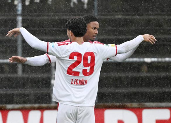 13.09.2026, xophax, Fussball Regionalliga West 26 27 1.FC Köln U23 gegen SV Bergisch Gladbach . Maik Afri Akumu ( 1.FC Köln ), rechts nach seinem Tor zum 1 zu 0 mit Kristiyan Irmiev ( beide 1.FC Köln ) (DFL DFB REGULATIONS PROHIBIT ANY USE OF PHOTOGRAPHS as IMAGE SEQUENCES and or QUASI-VIDEO) Koeln