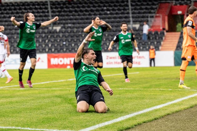 VfB Stuttgart II vs. SC Preussen Muenster, Fussball, 3. Liga, 5. Spieltag, WIRmachenDRUCK Arena Großaspach 13.09.26 Torjubel Jubel Freude nach Treffer Tor Torschuss zum 1:2 Führungstreffer durch Marvin Schulz (SC Preussen Muenster, 30) VfB Stuttgart II vs. SC Preussen Muenster, Fussball, 3. Liga, 5. Spieltag, WIRmachenDRUCK Arena Großaspach 13.09.26 Foto: Lucca Fundel Großaspach WIRmachenDRUCK Arena Baden-Württemberg Deutschland