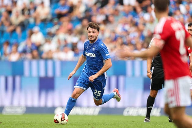 Aktion am Ball Lilian Egloff (Karlsruher SC, 25), Karlsruher SC vs. Energie Cottbus, 2. Bundesliga, 5. Spieltag, 2026 2027, 13.09.2026, DFL REGULATIONS PROHIBIT ANY USE OF PHOTOGRAPHS AS IMAGE SEQUENCES AND OR QUASI-VIDEO, Karlsruher SC vs. Energie Cottbus, 2. Bundesliga, 5. Spieltag, 2026 2027, 13.09.2026 Karlsruhe Copyright: xEibner-Pressefoto JanxPrihodax EP_JPA