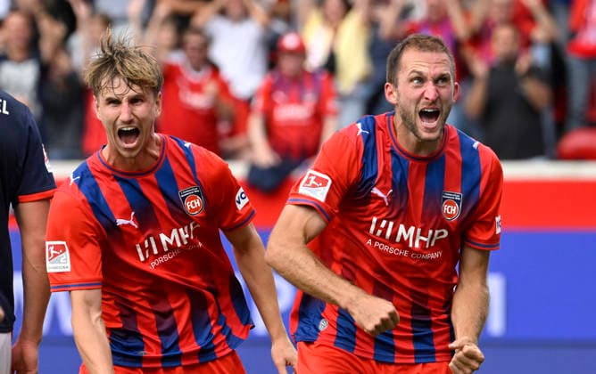 TOR zum 1:0 Jonas Foehrenbach 1. FC Heidenheim 1846 FCH (19) Torjubel Jan Schoeppner 1. FC Heidenheim 1846 FCH (03) 1. FC Heidenheim 1846 FCH vs Holstein Kiel KSV 13.09.2026 DFL REGULATIONS PROHIBIT ANY USE OF PHOTOGRAPHS AS IMAGE SEQUENCES AND OR QUASI-VIDEO 1. FC Heidenheim 1846 FCH vs Holstein Kiel KSV