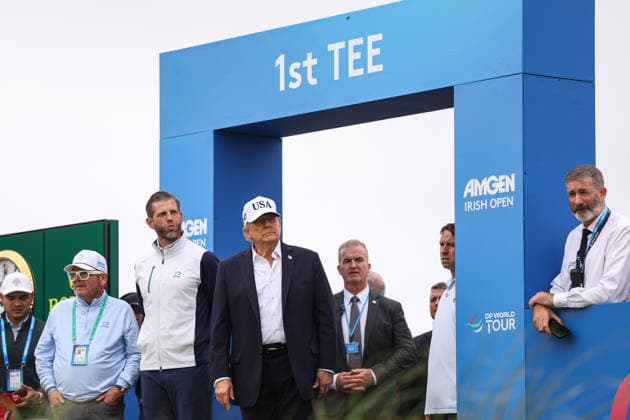 2026 Amgen Irish Open - Fourth Round, Trump International Golf Links, Doonbeg 13 9 2026 Eric Trump and President of the United States of America Donald Trump at the first tee box Eric Trump and Donald Trump at the first tee box 13 9 2026  Copyright: xx BB2_9753