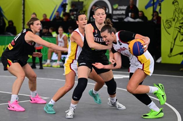 Belgium s Ine Joris and +pictured during a 3x3 basketball game between Spain and Belgium, a quarter-finals game the women s FIBA 3x3 Europe Cup, on Sunday 13 September 2026 in Antwerp. DIRKxWAEM  x186203234x