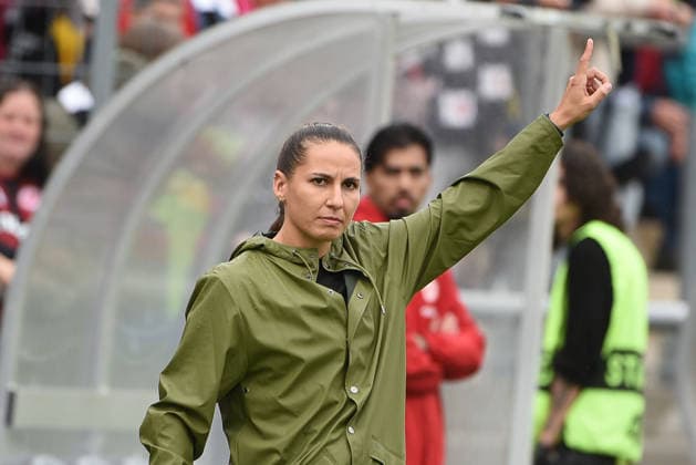 13.09.2026, xhbx, Fussball Google Pixel Frauen-Bundesliga, Eintracht Frankfurt - TSG Hoffenheim v.l. Eva-Maria Virsinger (Trainerin TSG 1899 Hoffenheim) Frankfurt am Main