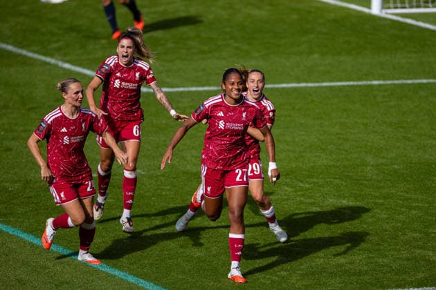 Football - FA Women™s Super League - Liverpool FC Women v Tottenham Hotspur FC Women ST HELENS, ENGLAND - Sunday, September 13, 2026: Liverpool FC Women s AurÃ lie Csillag celebrates after scoring her side s first and equalising goal during the FA Women™s Super League match between Liverpool FC Women and Tottenham Hotspur FC Women at the St Helens Stadium. (Photo by David Rawcliffe Propaganda) ST HELENS St Helens Stadium MERSEYSIDE ENGLAND  Copyright: xPropagandax P2026-09-13-Liverpool_W_Tottenham_W-111
