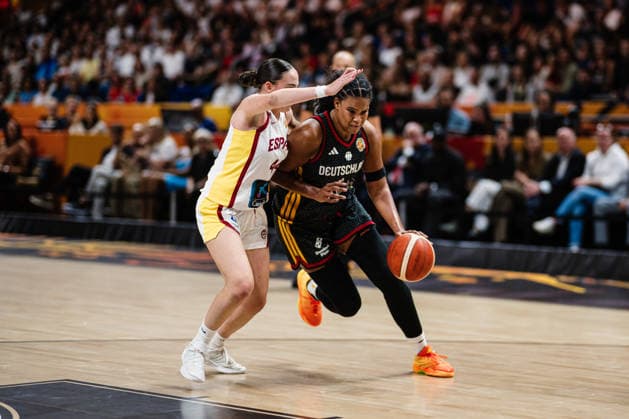 FIBA Women™s Basketball World Cup 2026: Spanien vs. Deutschland, 13.09.2026 Nyara Sabally (Deutschland, 8), Iyana Martin (Spanien, 44); Basketball, FIBA Women™s Basketball World Cup 2026, Final Phase, Spiel um Platz 3: Spanien vs. Deutschland am 13.09.2026 in der Uber Arena, Berlin Copyright: xBEAUTIFULxSPORTS Tonhäuserx