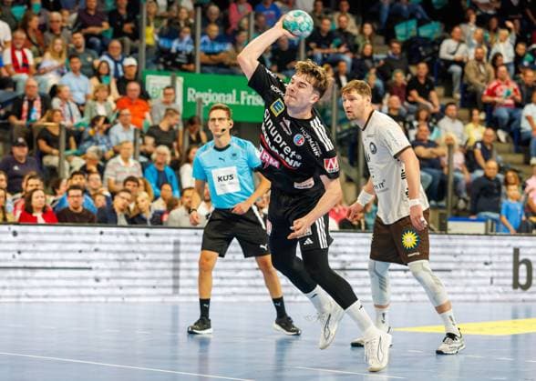 13.09.2026 - Handball - 1. Bundesliga OPEL HBL - Saison 2026 2027 - 04. Spieltag: HC Erlangen Metropolregion Nürnberg HCE - Bergischer HC - DaMa - xdaxmax - Yannik Bialowas (7, HC Erlangen HCE )