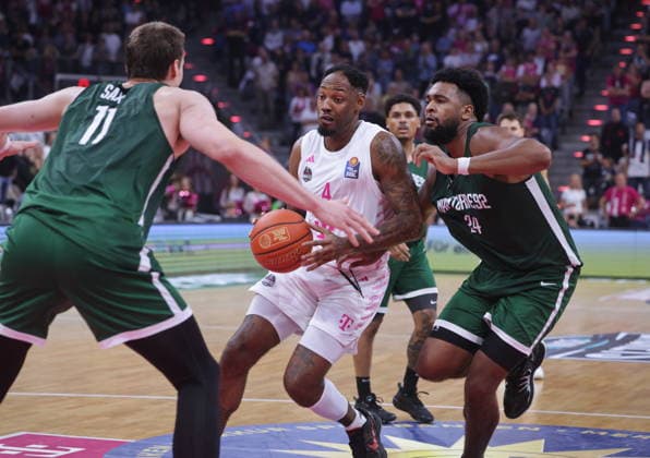 Jeff Garrett Telekom Baskets Bonn Testspiel vs. Nanterre 92 - Saison 2025 26