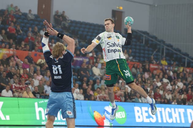 Handball I Herren I Saison 2026 2027 I Bundesliga I 4. Spieltag I Handball Club Hamburg - FRISCH AUF! Göppingen I 13.09.2026 Martin Hovde (81, Handball Club Hamburg) Max Beneke (9, Frisch Auf Göppingen) Hamburg Alsterdorfer Sporthalle Hamburg Deutschland Copyright: xLobeca RalfxHomburgx