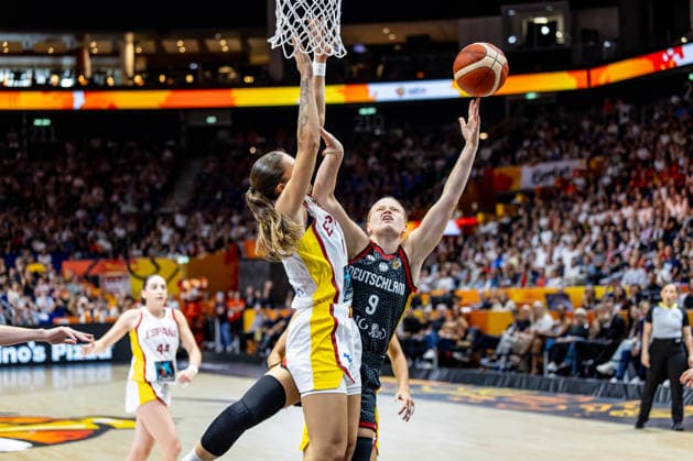 Basketball Berlin 13.09.2026 FIBA Women™s Basketball World Cup Germany 2026 Spiel um Platz 3 Bronze Medal Game Spanien (ESP) - Deutschland (GER) Emma Eichmeyer (Deutschland, No.09)