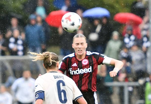 13.09.2026, xhbx, Fussball Google Pixel Frauen-Bundesliga, Eintracht Frankfurt - TSG Hoffenheim v.l. Goal scored, Tor zum 2:2 durch Laura Freigang (Eintracht Frankfurt Damen) Frankfurt am Main