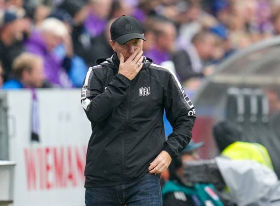 Timo Schultz (VfL Osnabrueck, Cheftrainer) reagiert. GER, VfL Osnabrück vs Hertha BSC, 2. Bundesliga, 5. Spieltag, Saison 2026-27, Bremer Brücke, Osnabrück, 13.09.2026 DFL REGULATIONS PROHIBIT ANY USE OF PHOTOGRAPHS AS IMAGE SEQUENCES AND OR QUASI-VIDEO Foto: HMB Media Scott W. Coleman Copyright: HMBxMedia xScottxW.xColeman