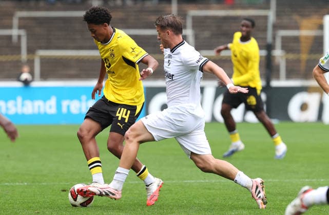 Sonntag 13.09.2026, Saison 2026 27, Regionalliga West, 8. Spieltag im Stadion Rote Erde Dortmund, BVB Borussia Dortmund II - SV Rödinghausen, Enzo de Pina Duarte dos Santos (BVB II)