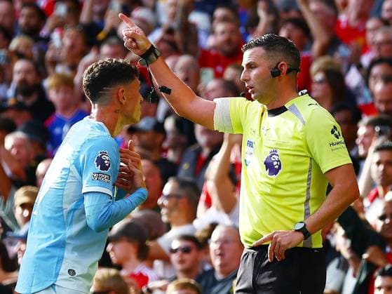 Phil Foden of Manchester City reacts towards referee Michael Oliver after been sent off Manchester United, ManU v Manchester City, Premier League, Football, Football, Old Trafford, Manchester, UK - 13 Sep 2026Manchester Old Trafford United Kingdom EDITORIAL USE ONLY No use with unauthorised audio, video, data, fixture lists, club league logos or live services. Online in-match use limited to 120 images, no video emulation. No use in betting, games or single club league player publications. Copyright: xMattxWest Shutterstockx 17144604ad